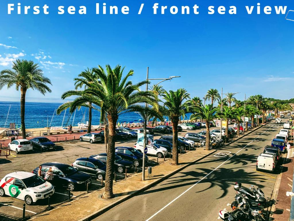 Happy LLoret - شقة