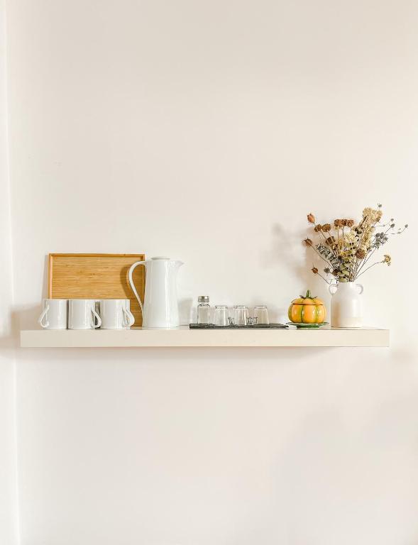 Central Loft with free parking - 3