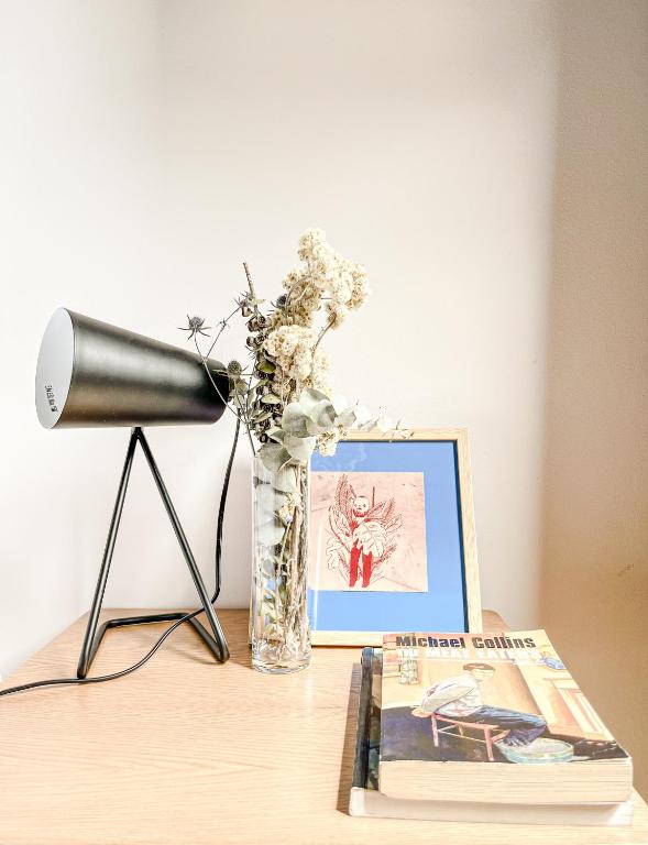 Central Loft with free parking - 13