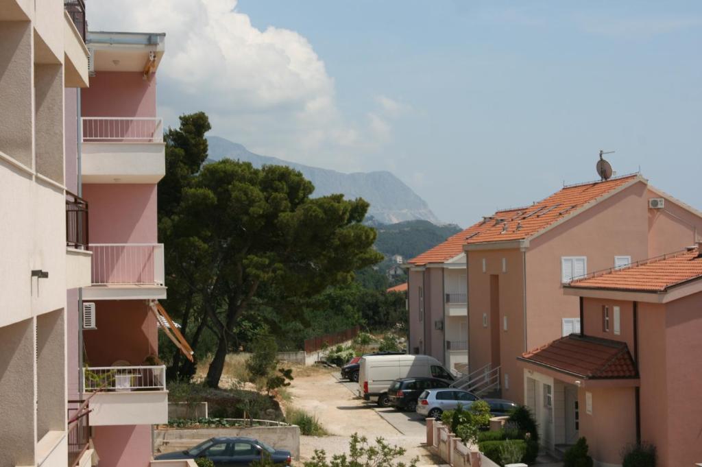 Fotografia z galérie ubytovania Apartments with a parking space Makarska - 6720 v destinácii Makarska