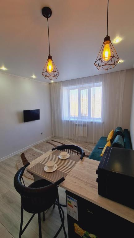 1 ком квартира Аблайхана 1 - Suite De Una Habitación