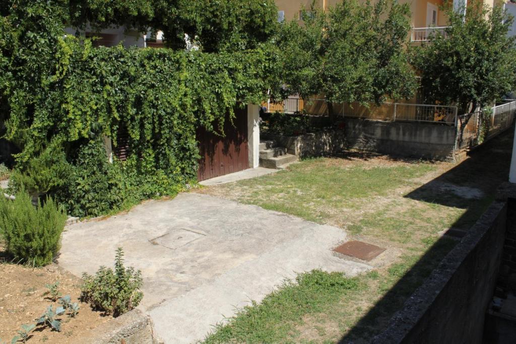 Fotografie z fotogalerie ubytování Apartments with a parking space Podgora, Makarska - 6847 v Podgoře
