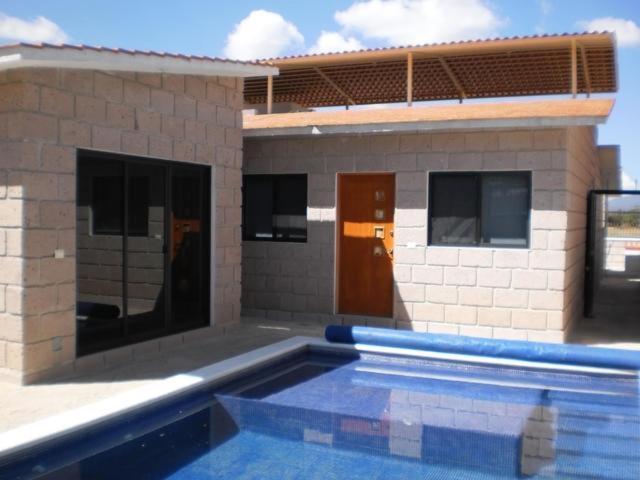 Πισίνα στο ή κοντά στο CASA CON SUITS DE LUJO, 2 JACUZZI Y ALBERCA PRIVADA cerca DE LA REDONDA