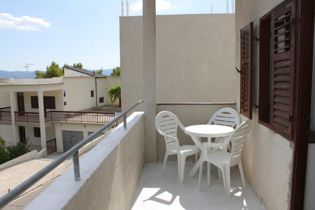 Fotografia z galérie ubytovania Apartments with a parking space Brela, Makarska - 6906 v destinácii Brela