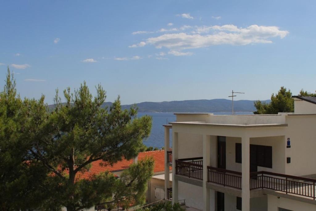 Fotografia z galérie ubytovania Apartments with a parking space Brela, Makarska - 6906 v destinácii Brela