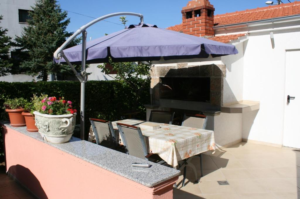 Fotografia z galérie ubytovania Apartments with a parking space Starigrad, Paklenica - 6605 v destinácii Starigrad-Paklenica