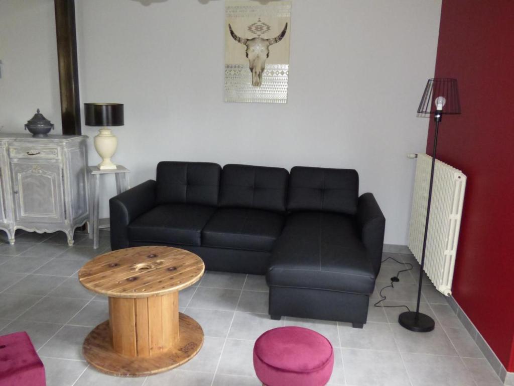 Maison en pierre rénovée avec jardin clos et terrasse, proche sites UNESCO, à Coly-Saint-Amand - FR-1-616-19 - Casa De Vacaciones (6 Adultos)