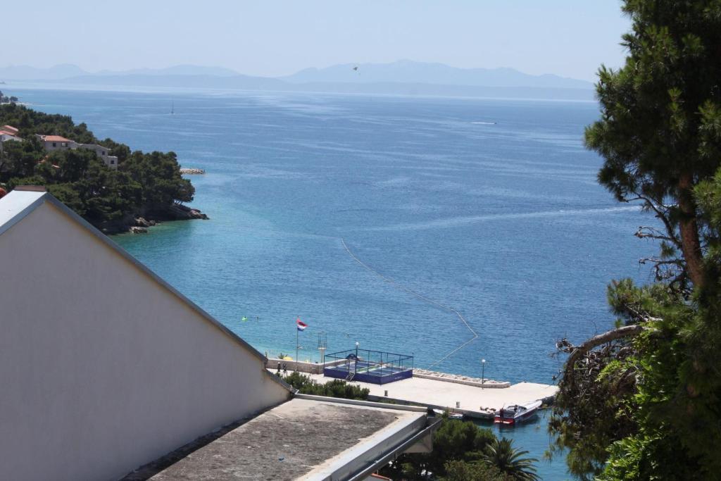 Fotografia z galérie ubytovania Apartments with a parking space Brela, Makarska - 6747 v destinácii Brela
