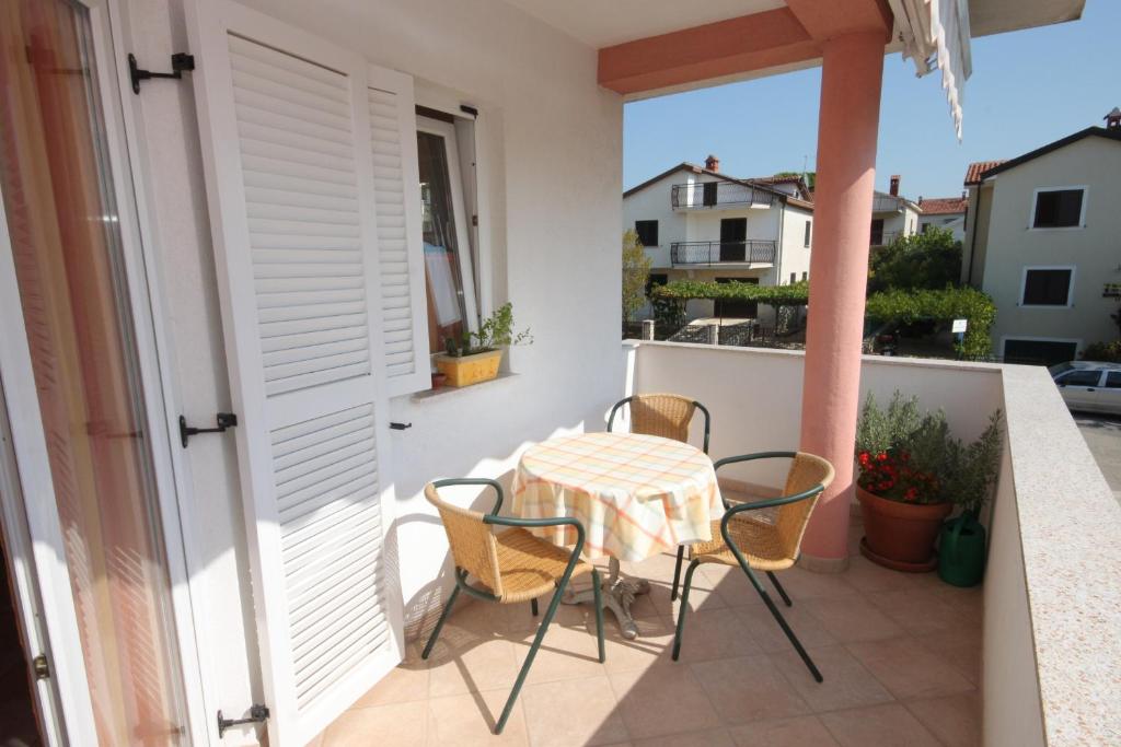 Fotografie z fotogalerie ubytování Apartments with a parking space Novigrad - 6936 v destinaci Novigrad – Istrie