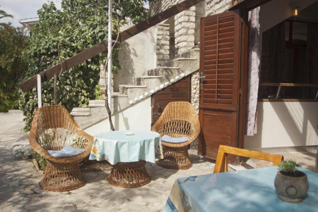Fotografie z fotogalerie ubytování Apartments by the sea Okrug Gornji, Ciovo - 8330 v Trogiru