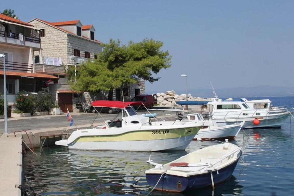 Fotografie z fotogalerie ubytování Apartments by the sea Zaklopatica, Lastovo - 8340 v destinaci Lastovo
