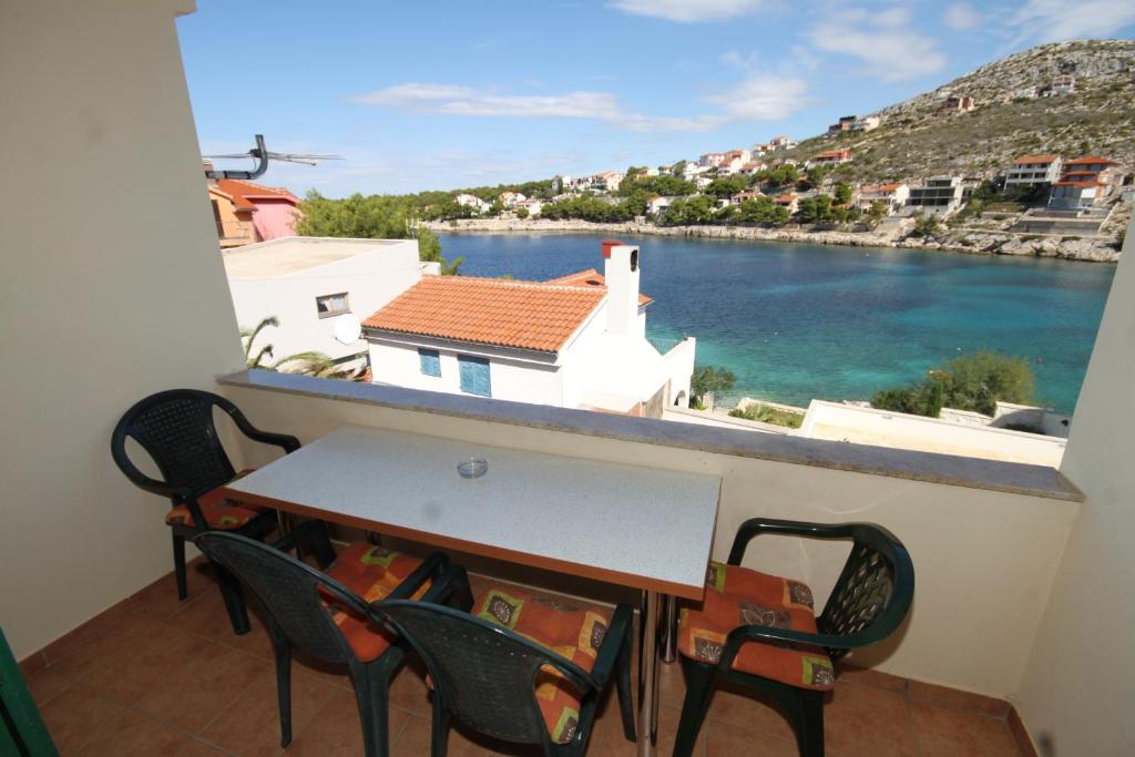 Apartment Bilo 8364b