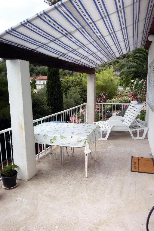 Balkón nebo terasa v ubytování Apartments by the sea Ubli, Lastovo - 8354