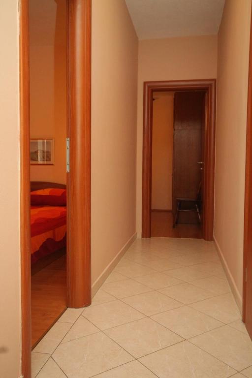 Posteľ alebo postele v izbe v ubytovaní Apartments by the sea Kukljica, Ugljan - 8253