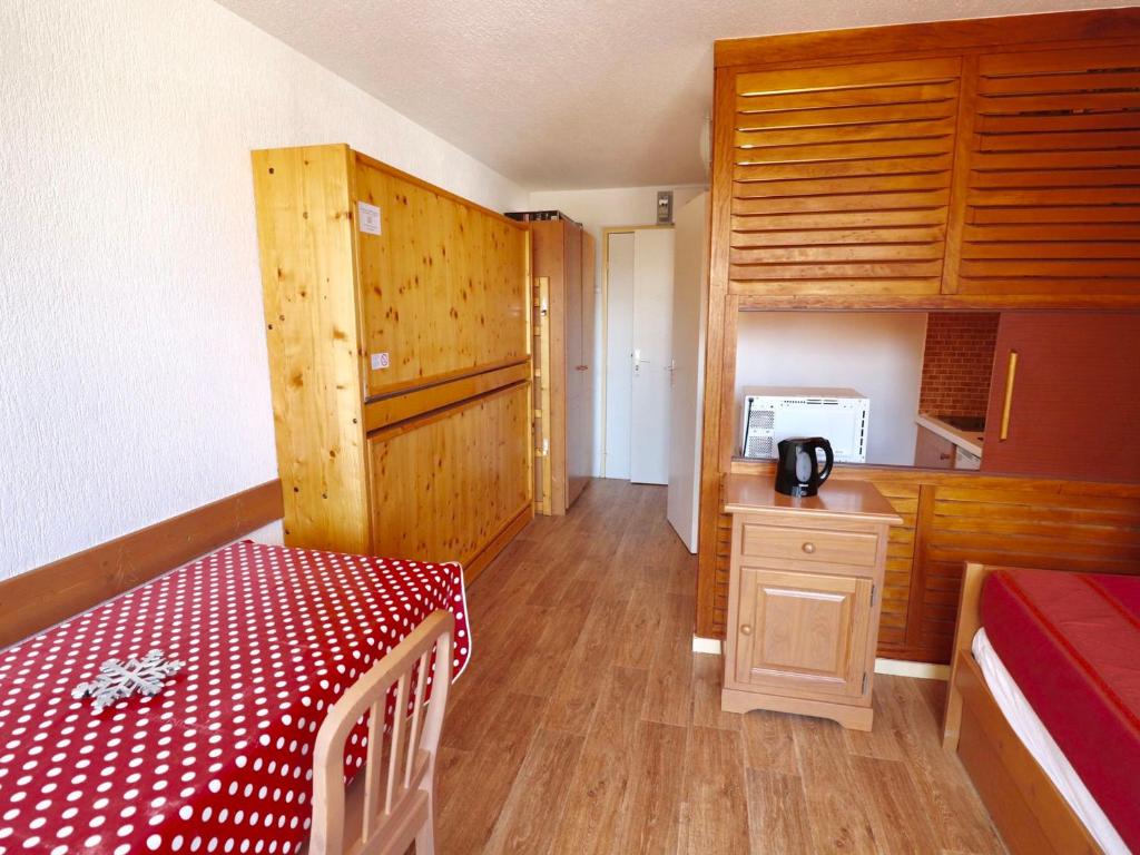 Fotografia z galérie ubytovania Studio au cœur de Tignes Val Claret, à proximité des pistes, balcon, animaux acceptés - FR-1-502-444 v destinácii Tignes