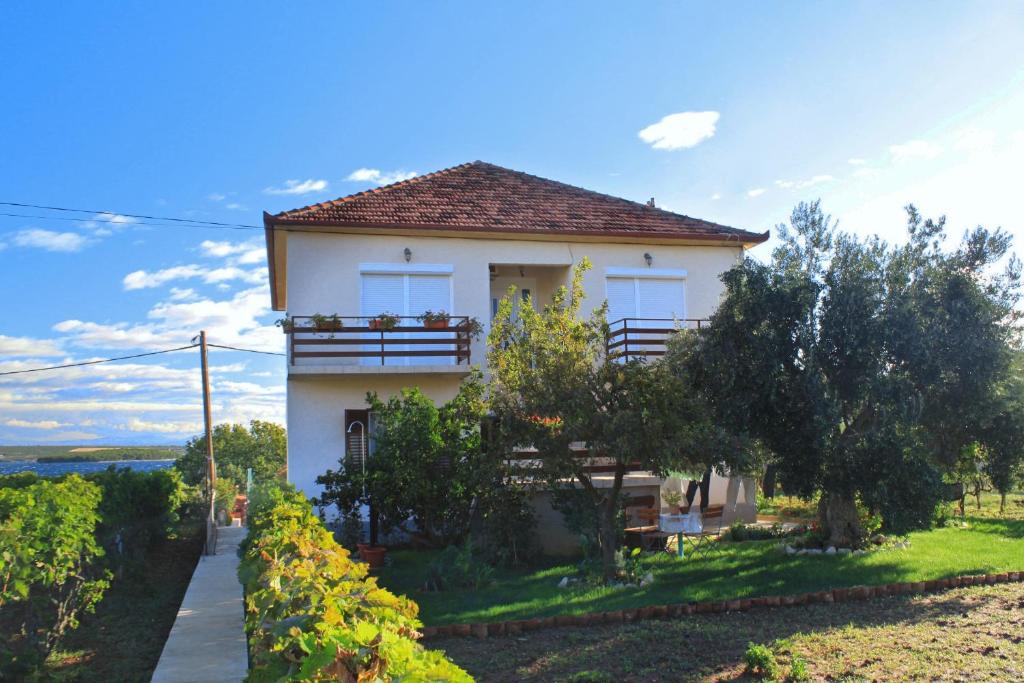 Zahrada ubytování Apartments by the sea Tkon, Pasman - 8410