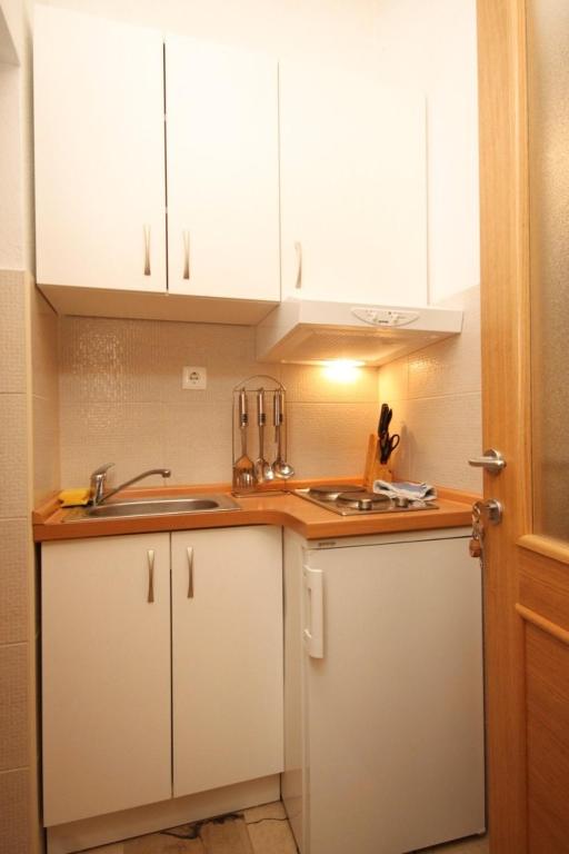 Fotografia z galérie ubytovania Apartments by the sea Tucepi, Makarska - 8742 v Tučepi