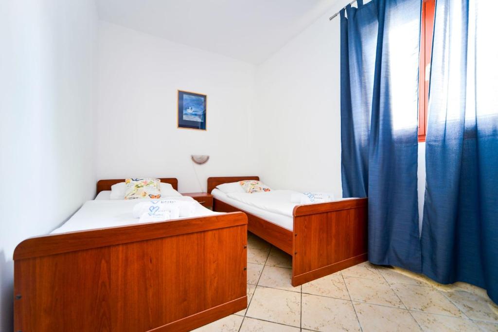 Fotografie z fotogalerie ubytování Family friendly apartments with a swimming pool Biograd na Moru, Biograd - 8370 v destinaci Biograd na Moru