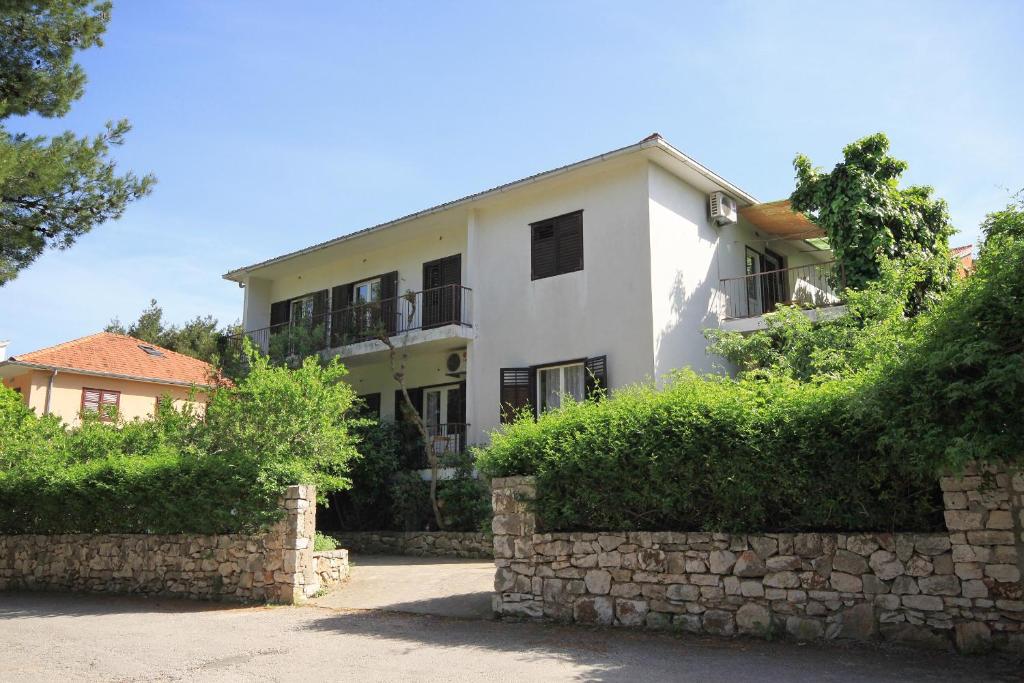 Budova, v ktorej sa apartmán nachádza
