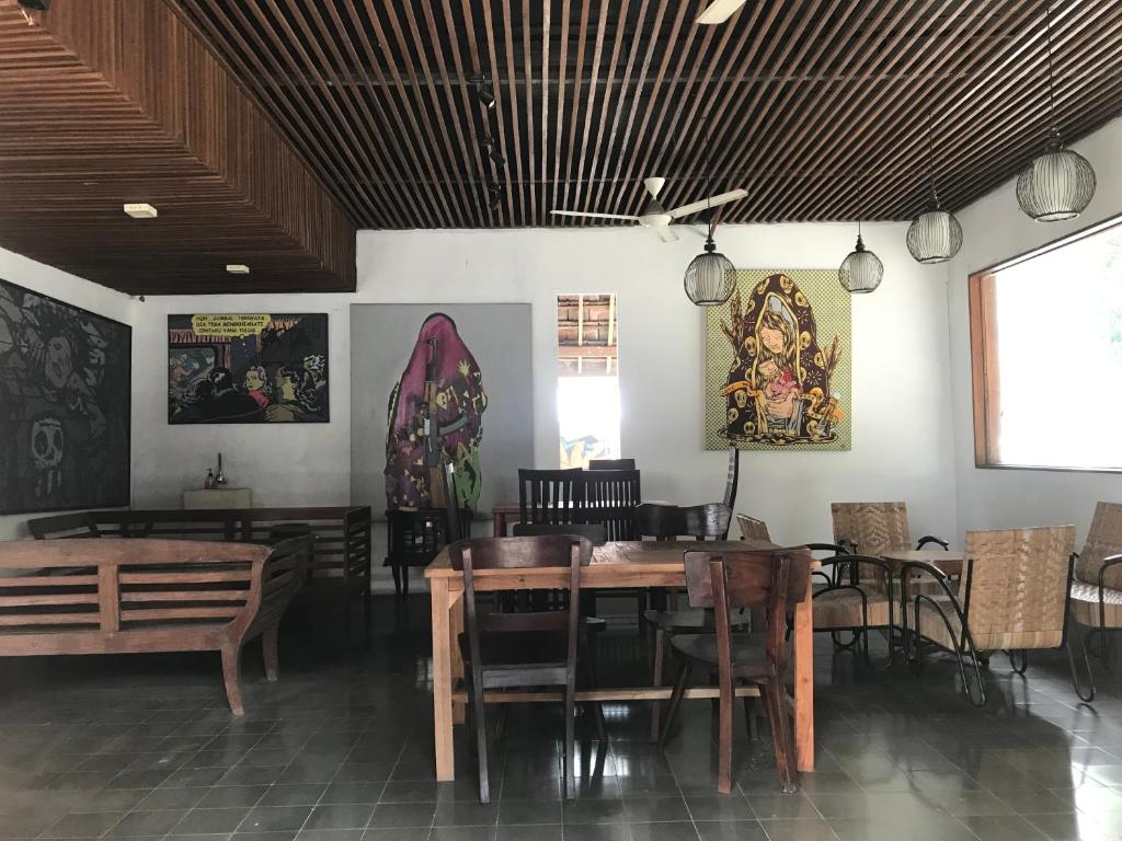 Restaurace v ubytování Watu Agung Guest House