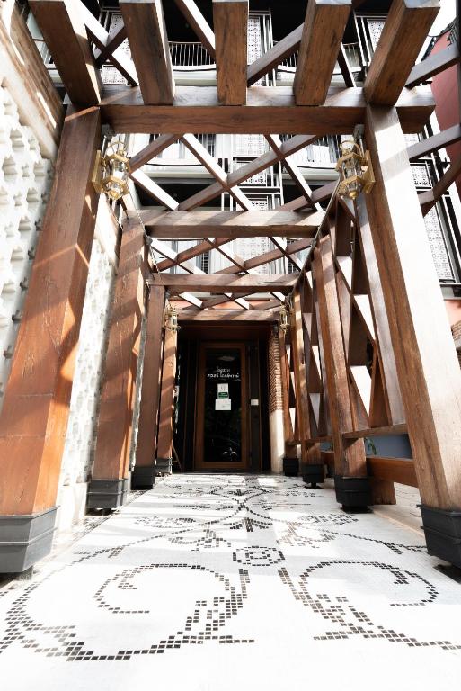 Sanae' Oldtown Hotel - Resim 7