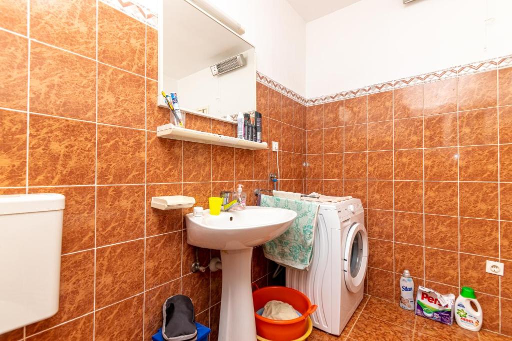 Koupelna v ubytování Apartment Supetar 11278a