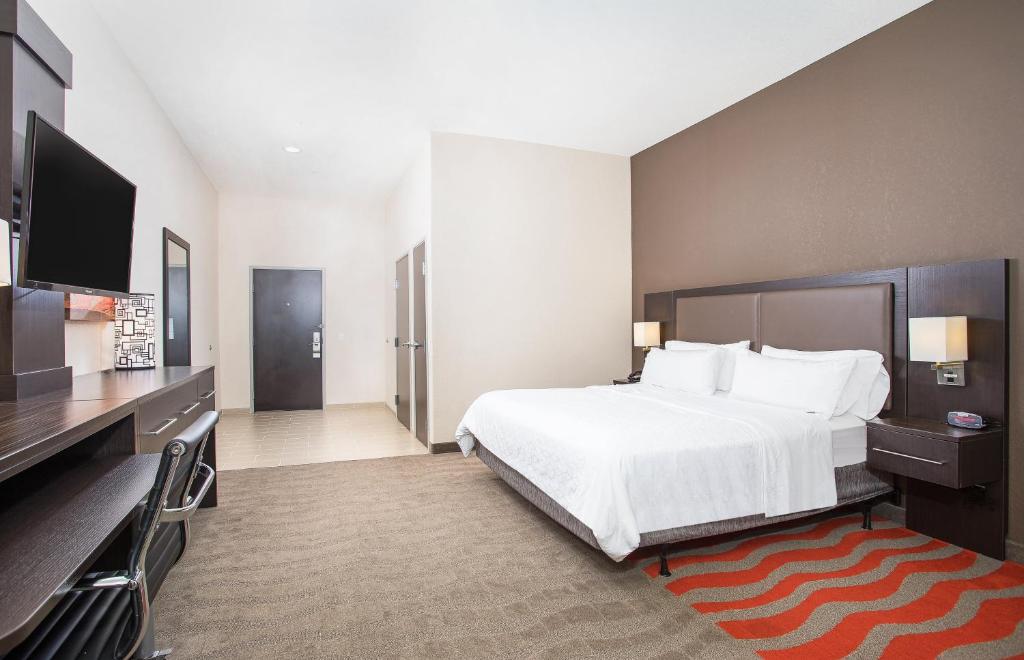 Holiday Inn Express Hotel & Suites Glasgow by IHG - King Room - Mobility Access/Hearing Accessible