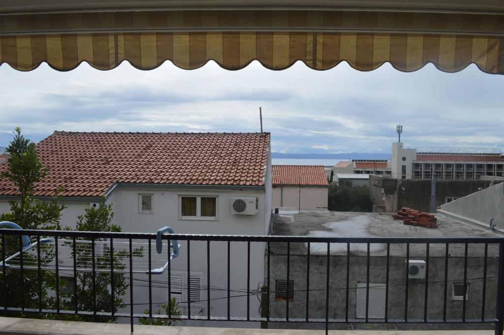 Balkón alebo terasa v ubytovaní Apartment Makarska 11361b