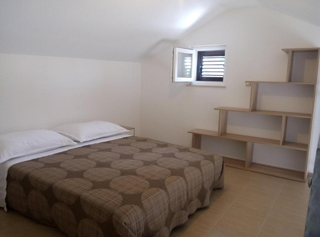 Fotografia z galérie ubytovania Seaside secluded apartments Cove Rapak, Hvar - 8767 v destinácii Gdinj