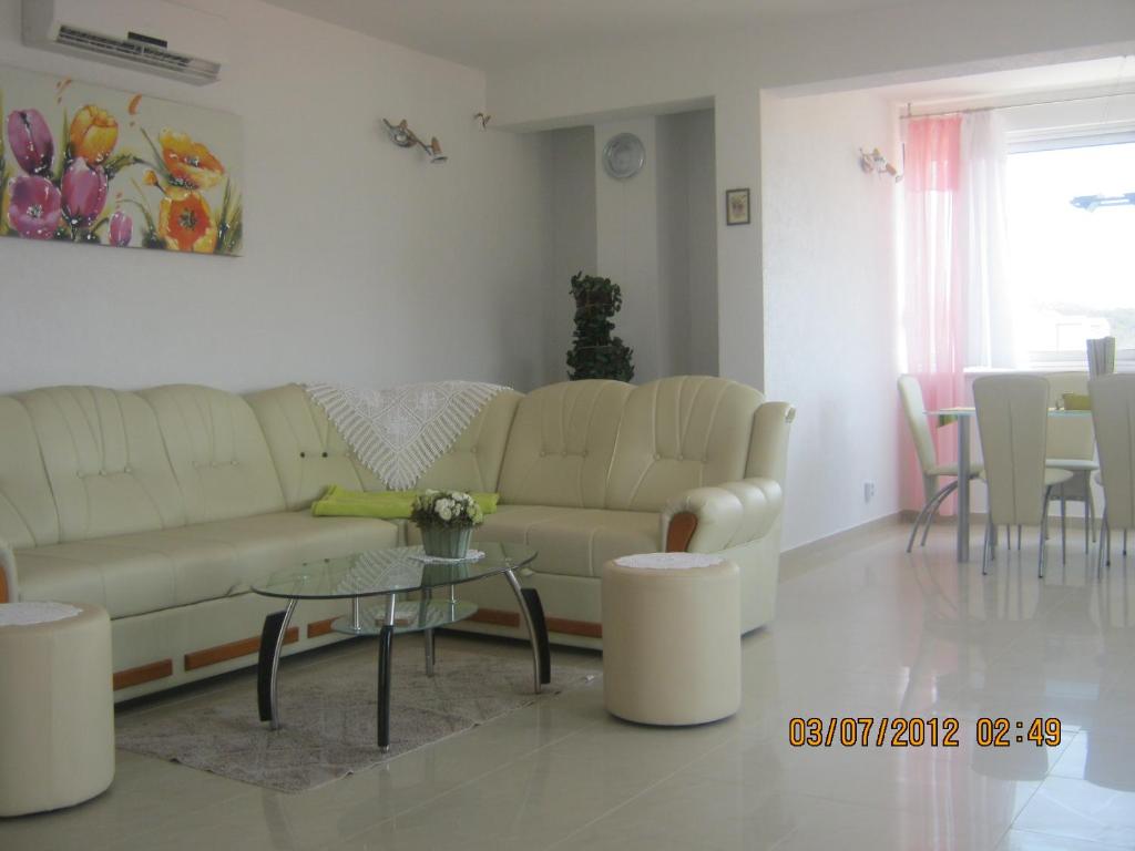 Fotografia z galérie ubytovania Apartments with a parking space Tisno, Murter - 11313 v Tisne