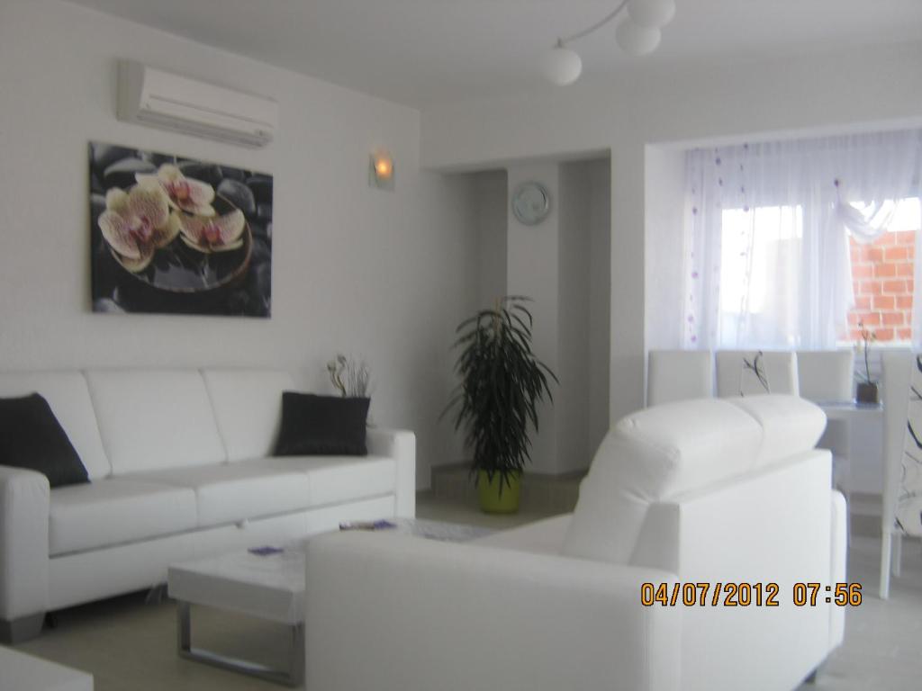 Fotografia z galérie ubytovania Apartments with a parking space Tisno, Murter - 11313 v Tisne