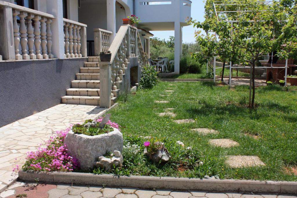 Fotografia z galérie ubytovania Apartments with a parking space Punat, Krk - 10421 v destinácii Punat