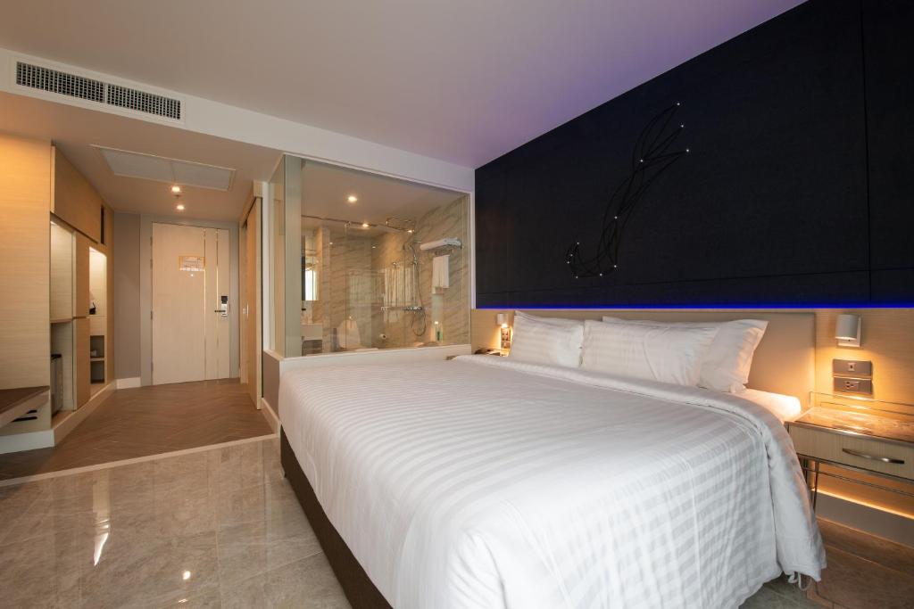 Pattaya Discovery Beach Hotel - SHA Extra Plus - Resim 14