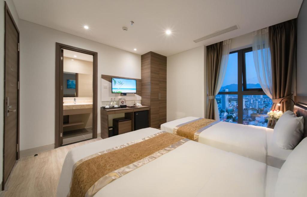Suite Nhìn Ra Thành Phố