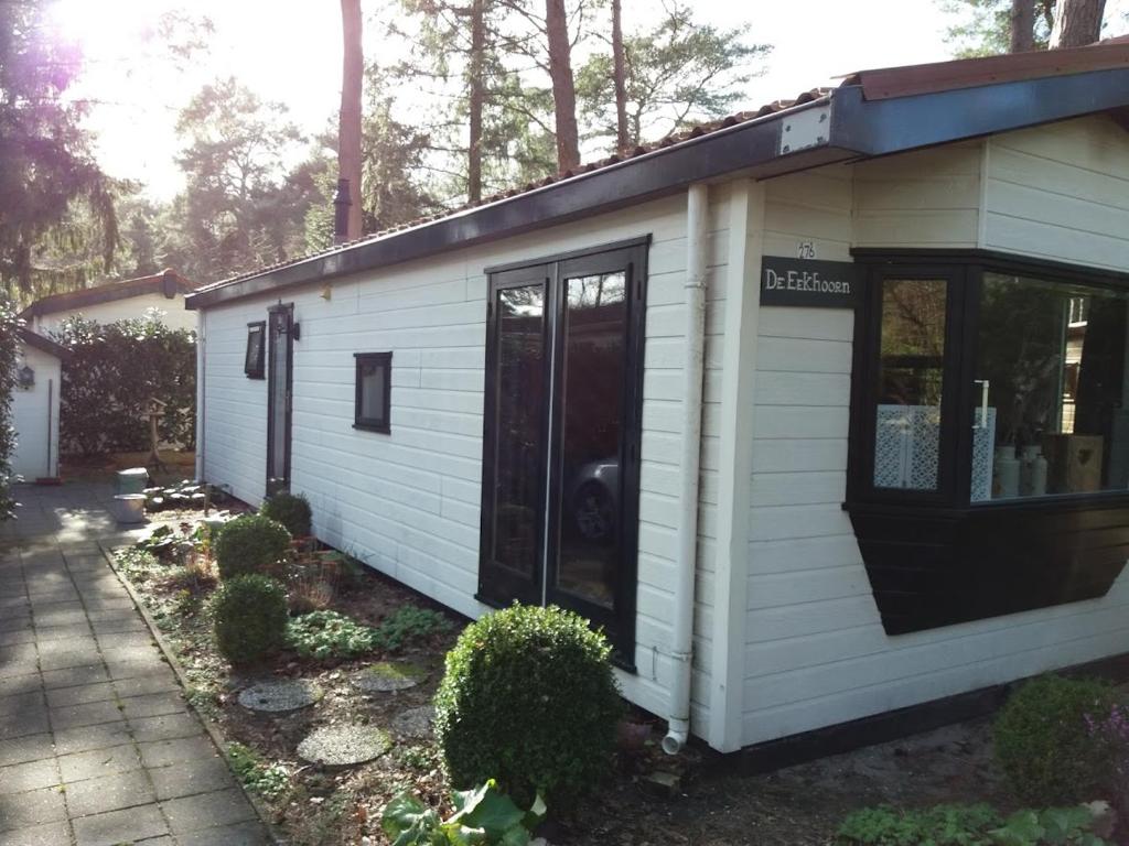 Chalet De Eekhoorn - Two-Bedroom Chalet