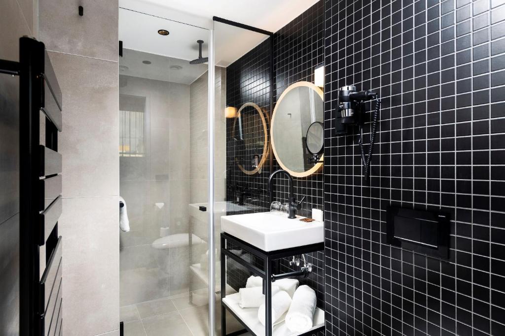 Three Corners Downtown Hotel - Resim 17