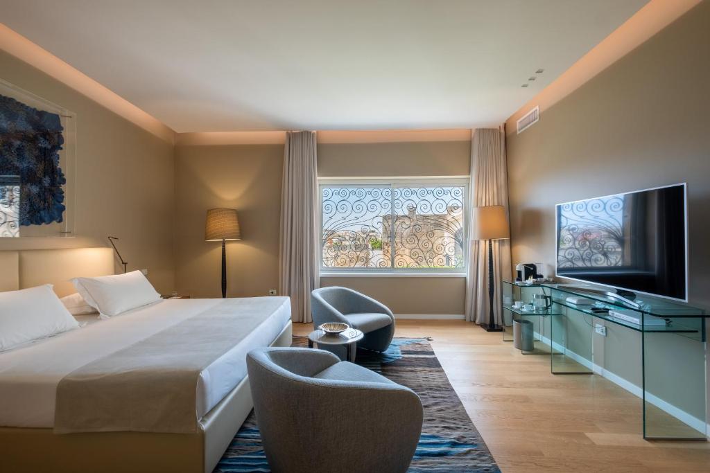 La Fiermontina Palazzo Bozzi Corso Hotel - Junior Suite Con City View