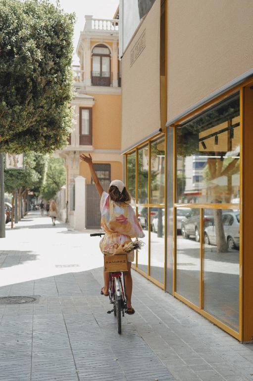 Ramirez Flats Valencia, Valencia – 2023 legfrissebb árai