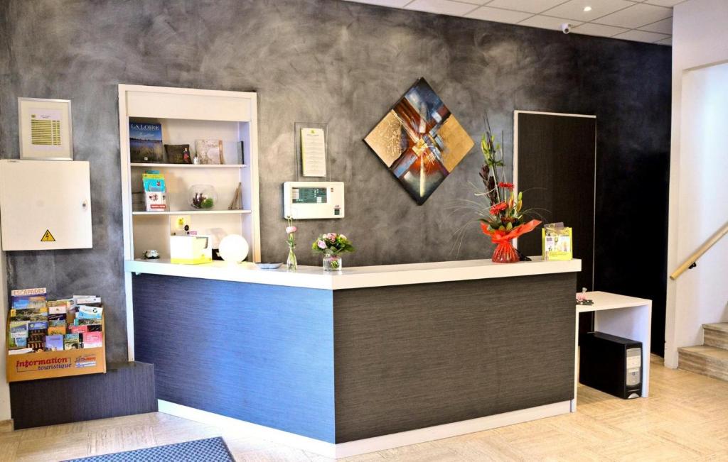 Fotografie z fotogalerie ubytování Hotel Le Comty v destinaci Feurs
