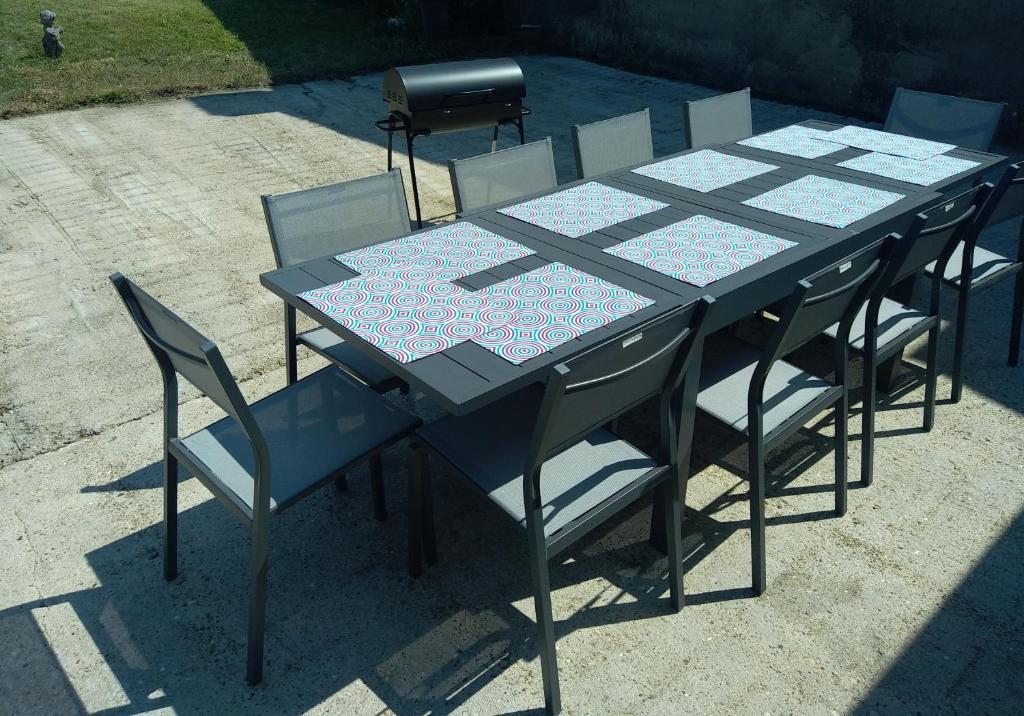 Zdjęcie z galerii obiektu Gîte climatisé les hirondelles w mieście Pons
