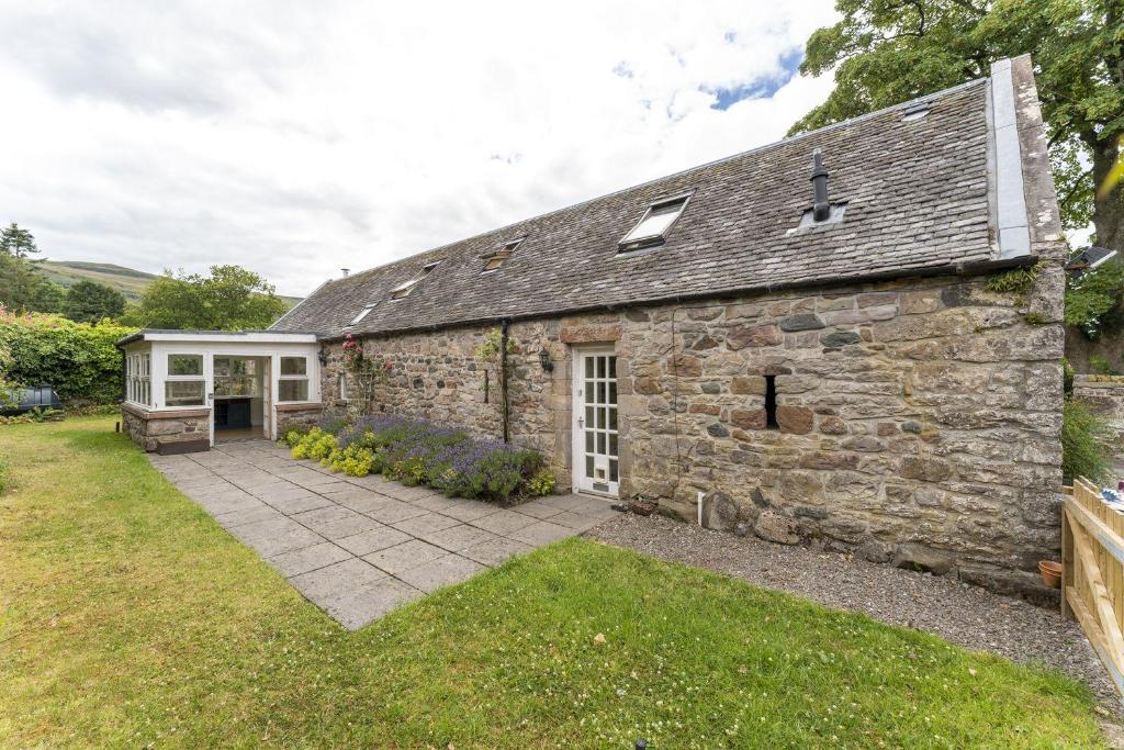 Garden Cottage - Housity