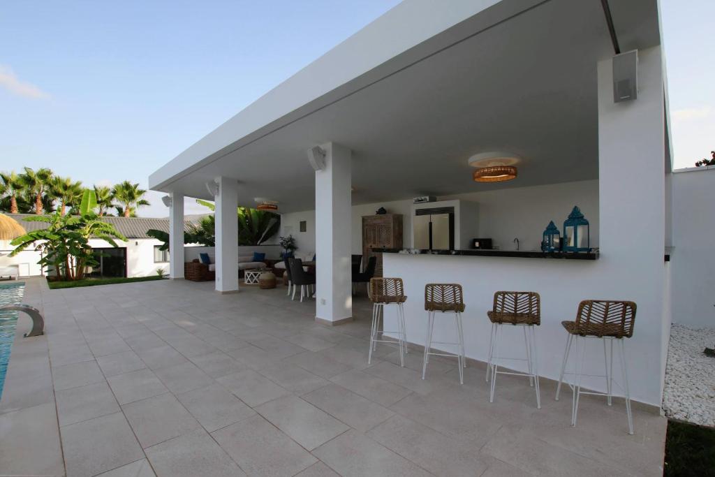 Balkon lub taras w obiekcie TESS Villa Le Clos Fleury