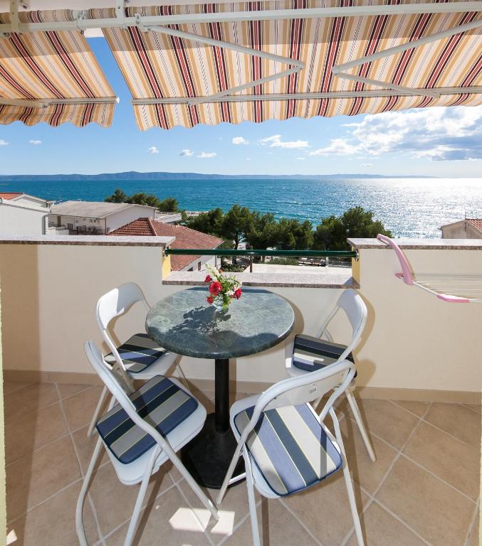 Seafront apartment Maja A3+2