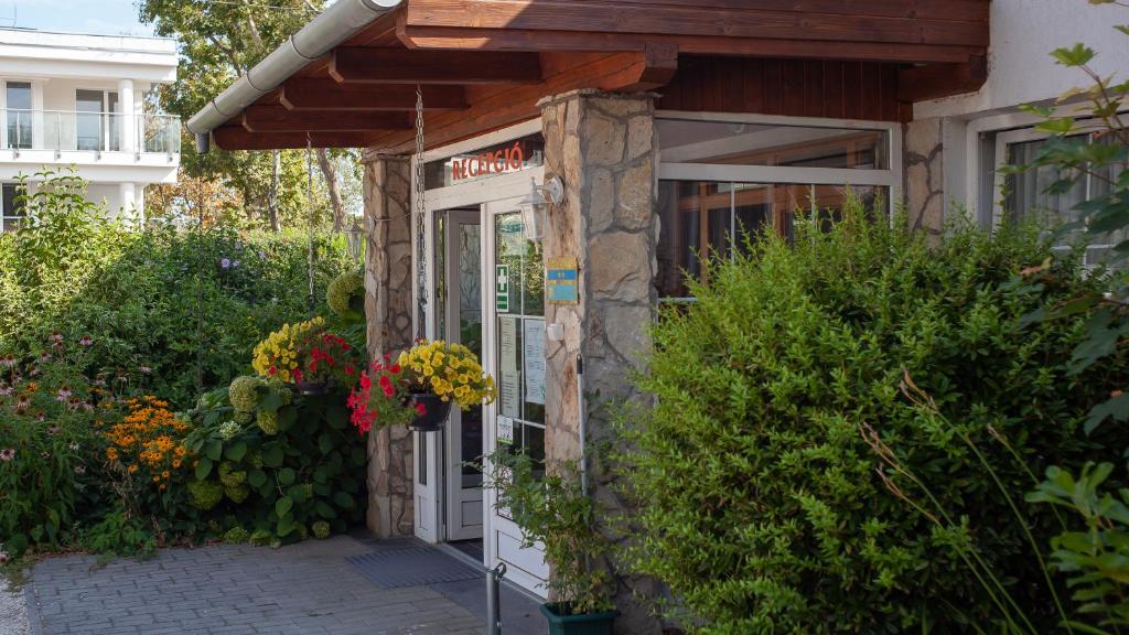 Zahrada ubytování Hotel Platán