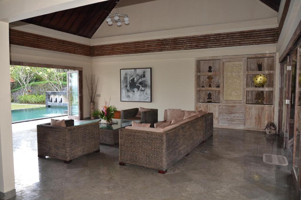 Villa Rumah Pantai Bali - 10