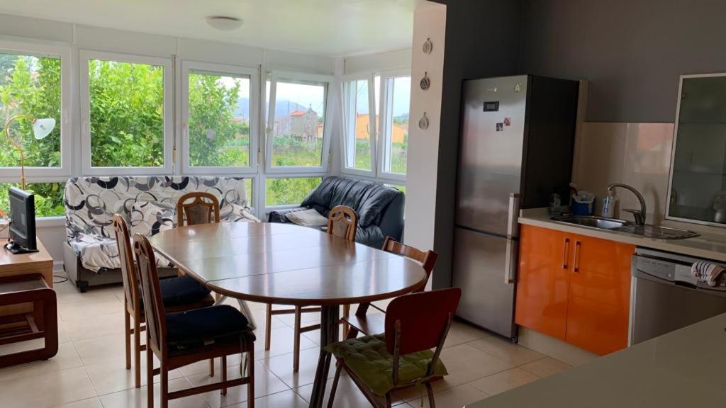 Kuchyň nebo kuchyňský kout v ubytování Casa Frutales Escaselas