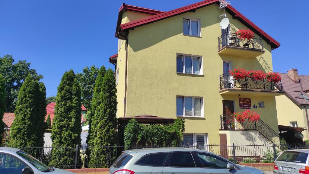 Budynek, w którym mieści się apartament