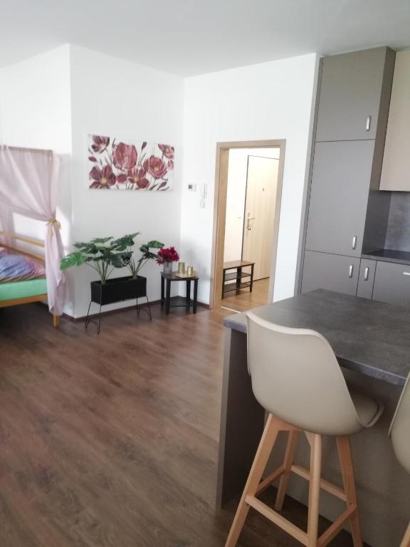 Postel nebo postele na pokoji v ubytování GLAM apartmán Bučovice