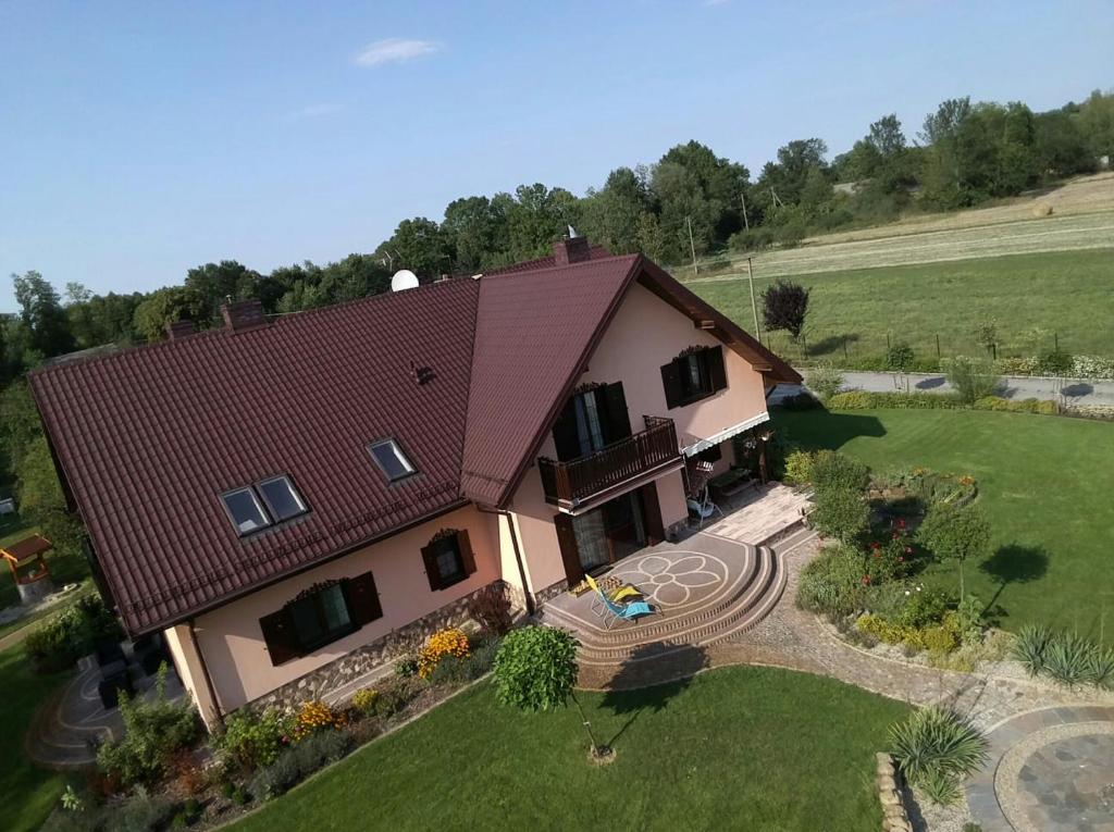 an aerial view of a house with a yard at Uroczysko Terebiski in Sławatycze