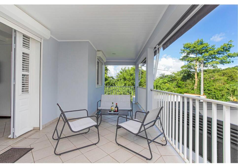Balkón nebo terasa v ubytování Anthurium, Superbe haut de villa F3 proche plage, Anse Mitan